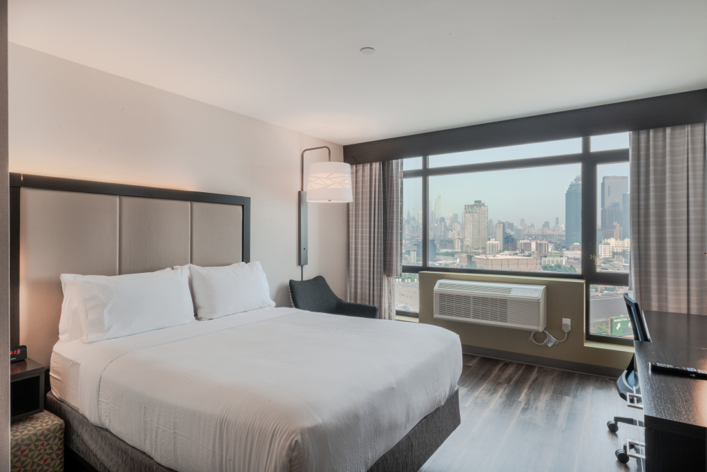 Holiday Inn Express Long Island City E - New York by IHG