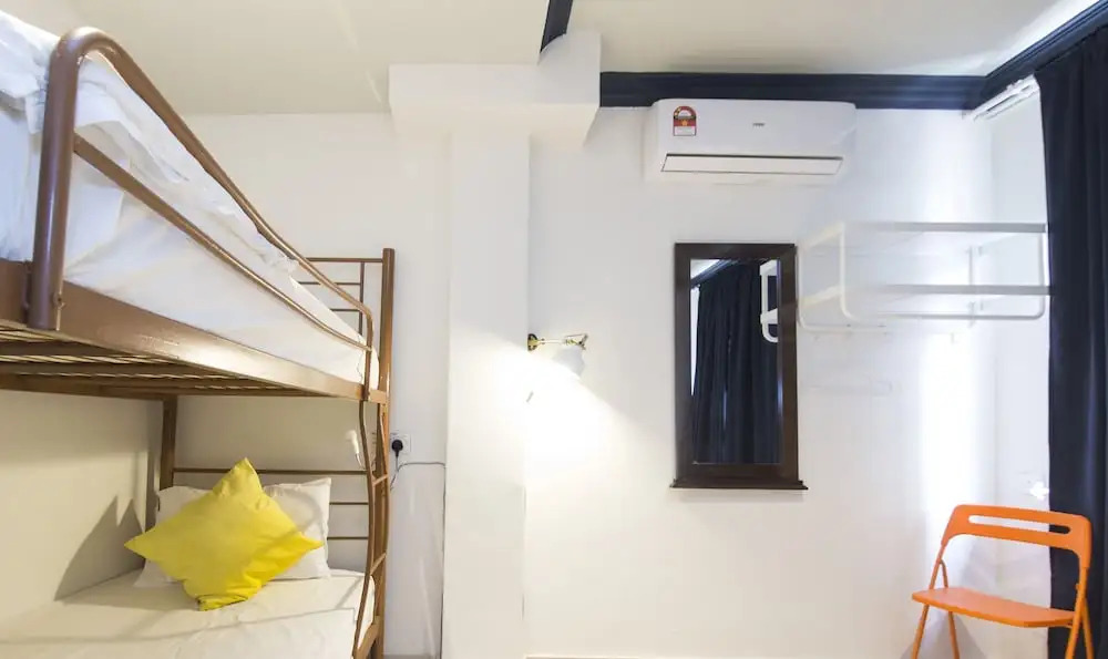 ZEN Hostel The Bed Station