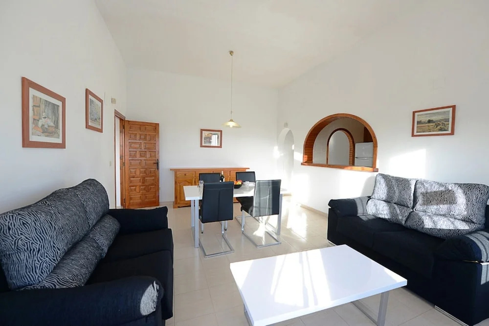 Villa - 2 Bedrooms with Pool, WiFi and Sea views - 105016