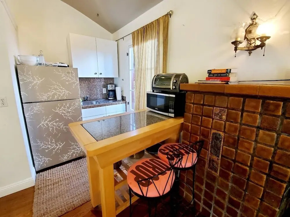 Unique Romantic 2br+loft@venice Short/long Stay 2 Bedroom Apts
