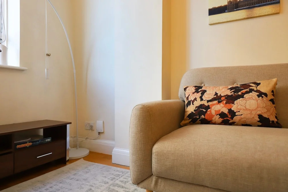 1 Bedroom Apartment Near Big Ben