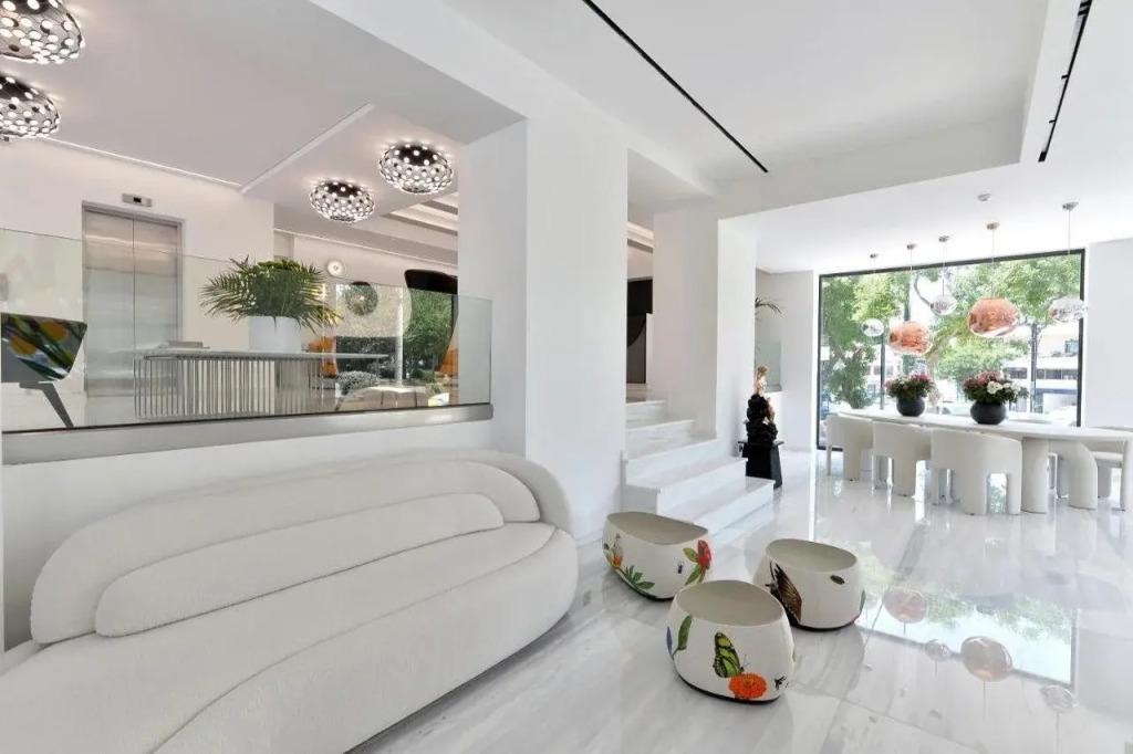 The Athenaeum Luxury Hotel