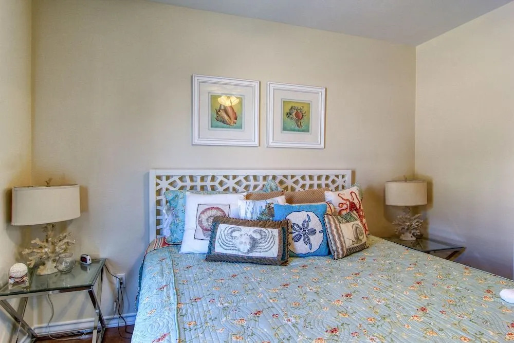 Admirals Quarters 103pb 2 Bedrooms 2 Bathrooms Condo