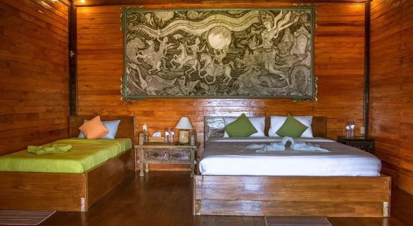 Black Lava Hostel and Lodge