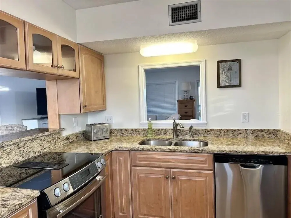 Serene Oceanfront Getaway in Amelia Island - Pet Friendly