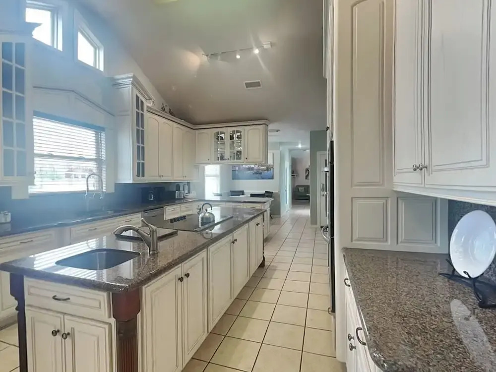Blue Moon by Ryson Vacation Rentals