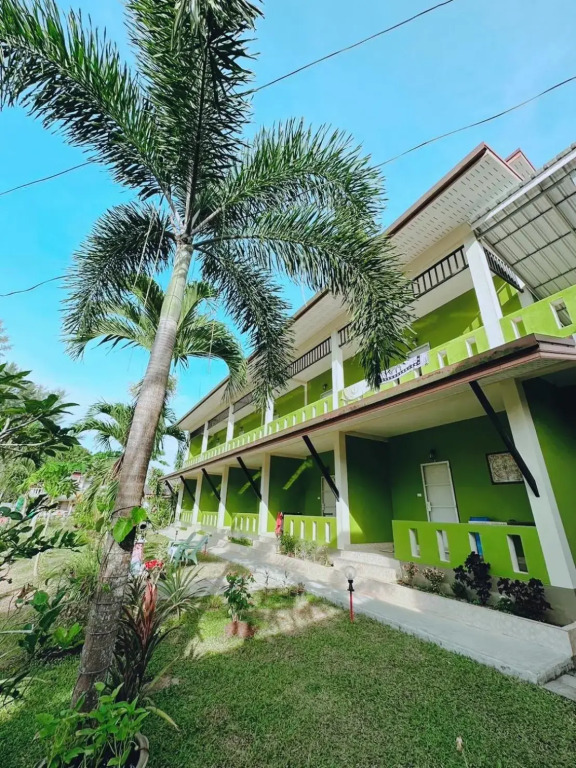 FairHouse bungalow khaolak