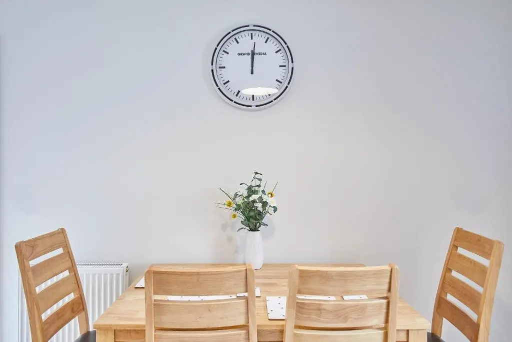 Host Stay Aynsley Mews