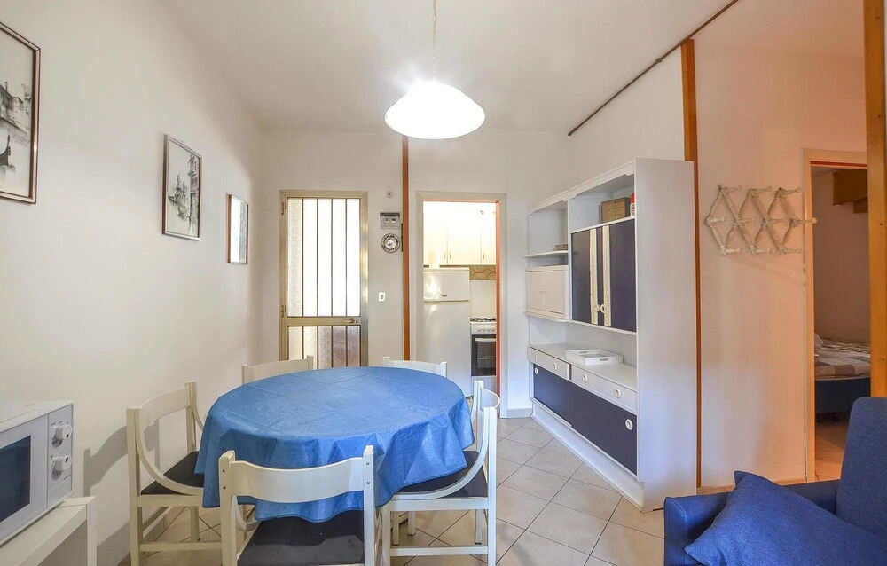 Nice Apartment in Rosolina Mare With 2 Bedrooms and Wifi