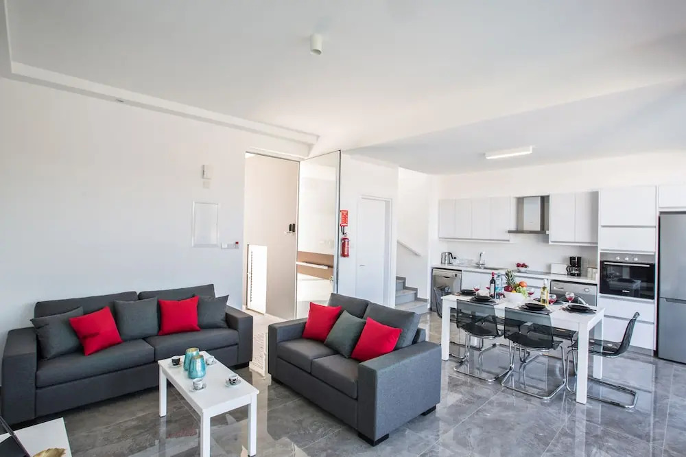 Villa Prol25, Beautiful 2bdr Protaras Villa With Pool, Close to Fig Tree Bay