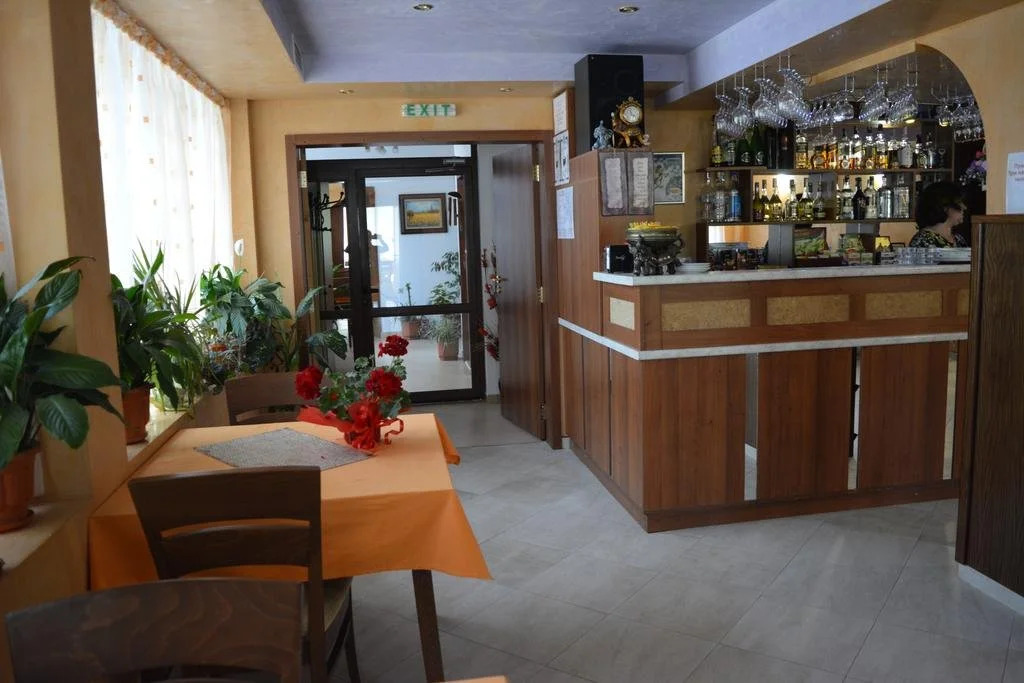 Blyan Family Hotel