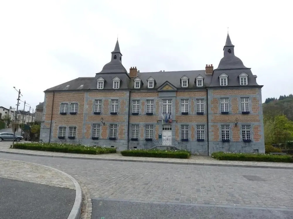 CHALET Meleze Etapeboisee