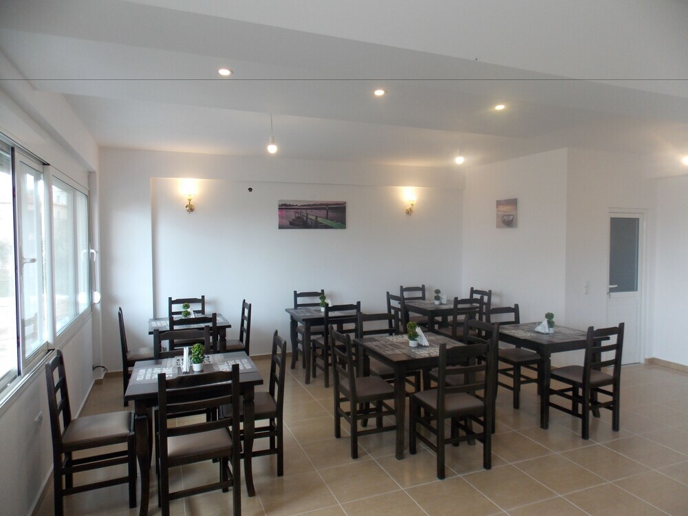 Apartments & Hotel Eleanna