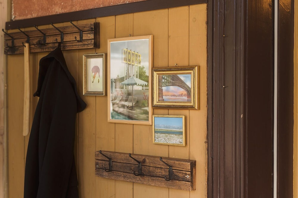 Wanderlust Boutique Rooms