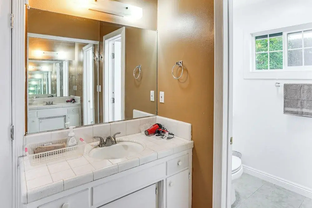 5 Mi to Anaheim Convention Center: Retreat w/ Yard