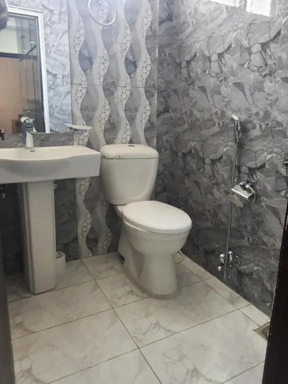 HotelH6