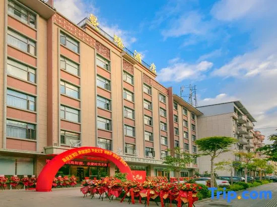 Manzhen Hotel (Pu'er High-speed Railway Station)