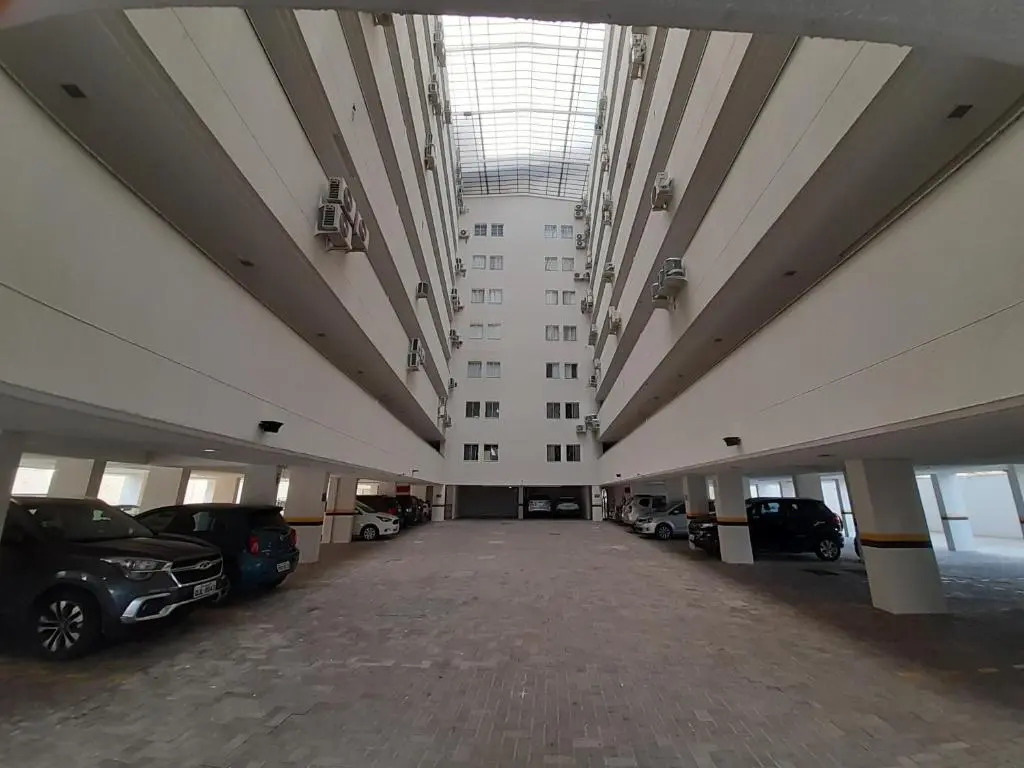 Lindo apto de 3 quartos, a 100m da praia, com ar-condicionado em todos os ambientes