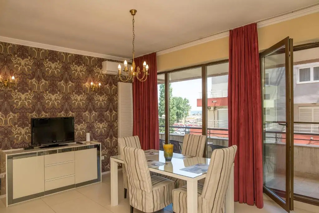 Lake Divine Apartament 16