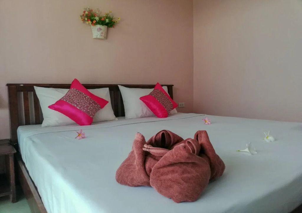 Lanta Wild Beach Resort