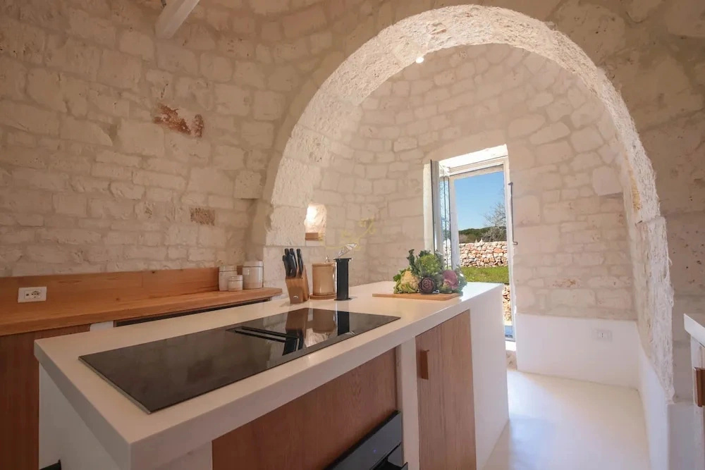 TD I Coni di Pinurè Trulli With Scenic Valley