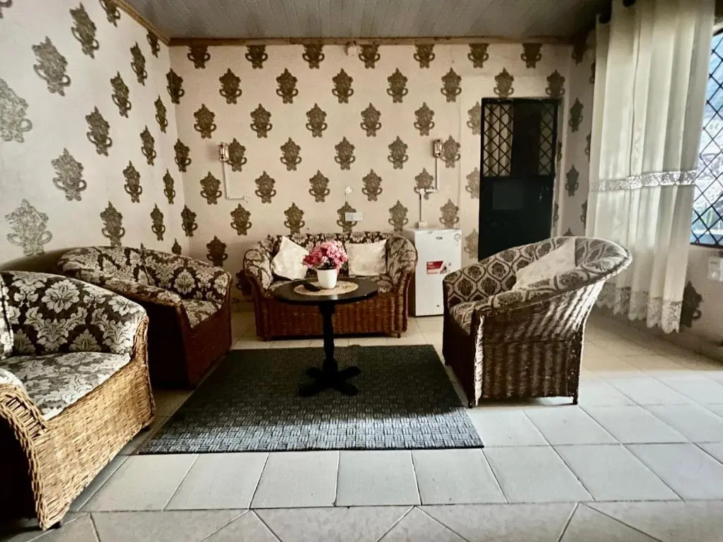 Kivuli Villas Diani A Room for Two