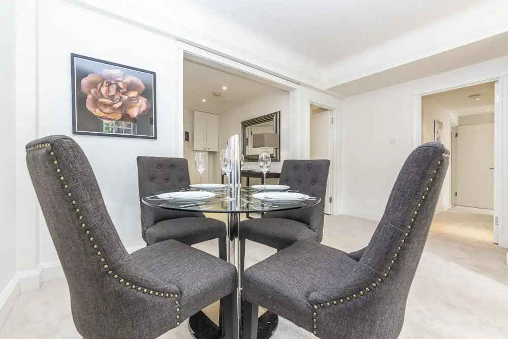 Modern 2 Bedroom Apartment in Chelsea
