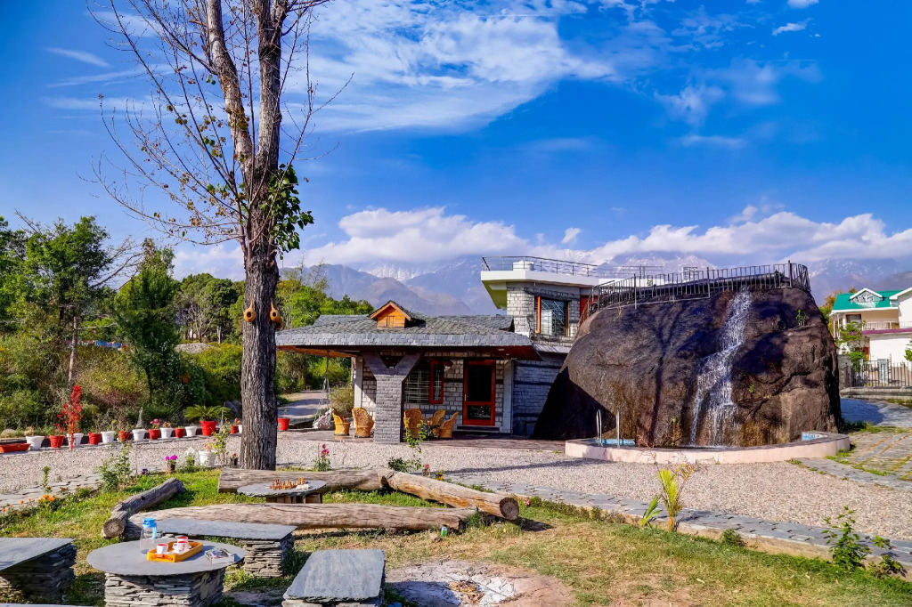 Belvilla 3BHK Modern Villa with Mini Waterfall and Lawn