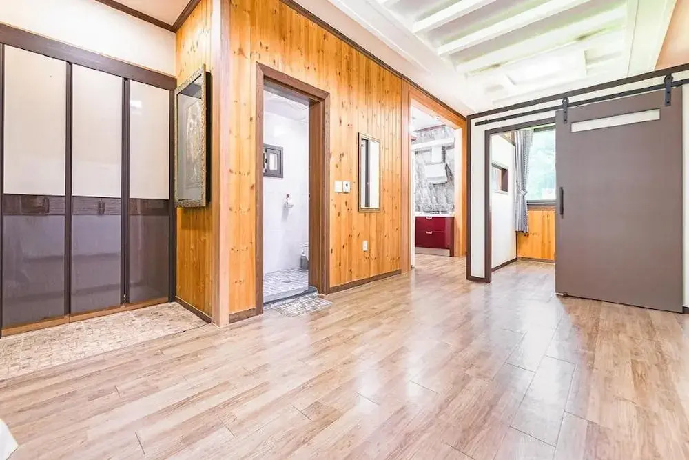 Namyangju HAIMOM Family Pension Black