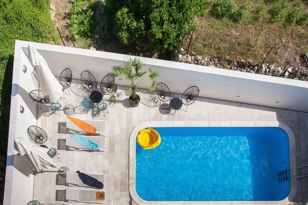 Bella Vista Suites