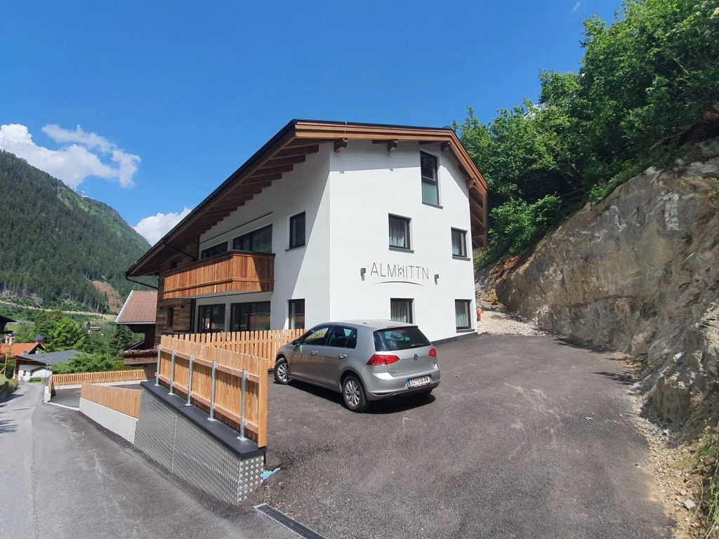 Fantastic holiday home in Finkenberg with sauna