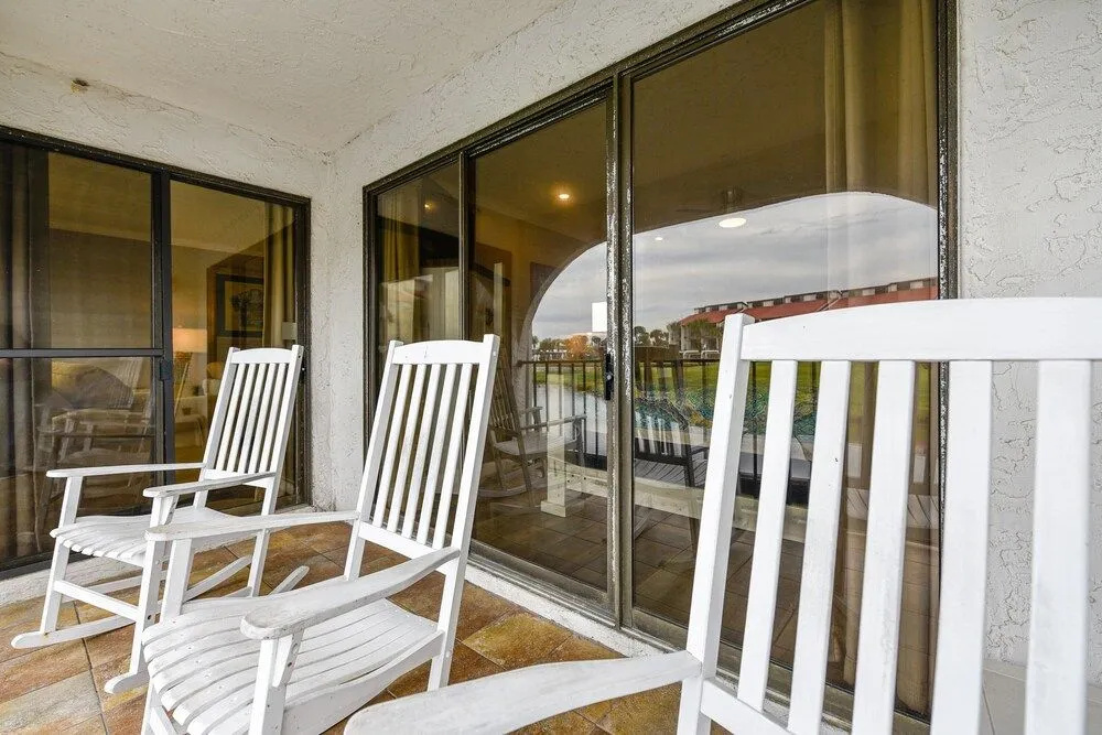 Edgewater by Book That Condo