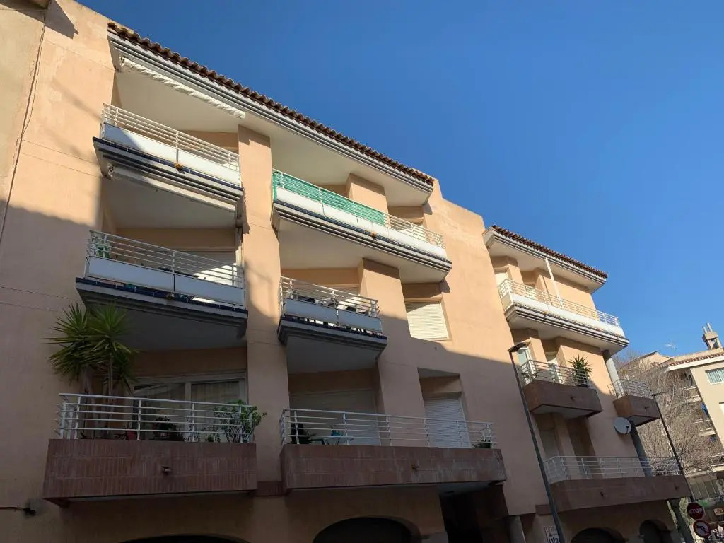 Acogedor Apartamento En Roses - 50m Playa - WIFI - Aire Acondicionado