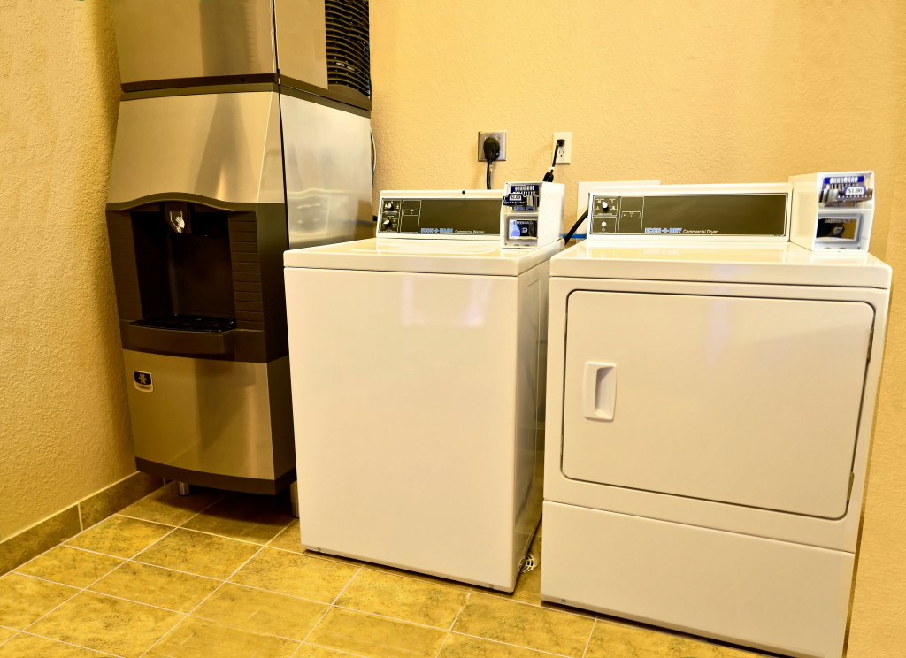 Cobblestone Inn & Suites - Monticello