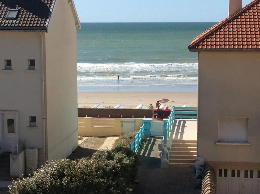 L Îlot de la Baie, super studio 4p face à la mer, parking gratuit, wifi, classé 2 étoiles à Fort Mahon Plage, Baie de Somme