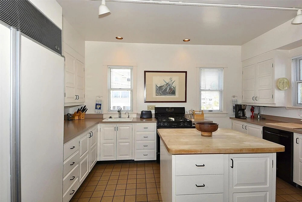 Bethany Fifth St. LLC by Long & Foster