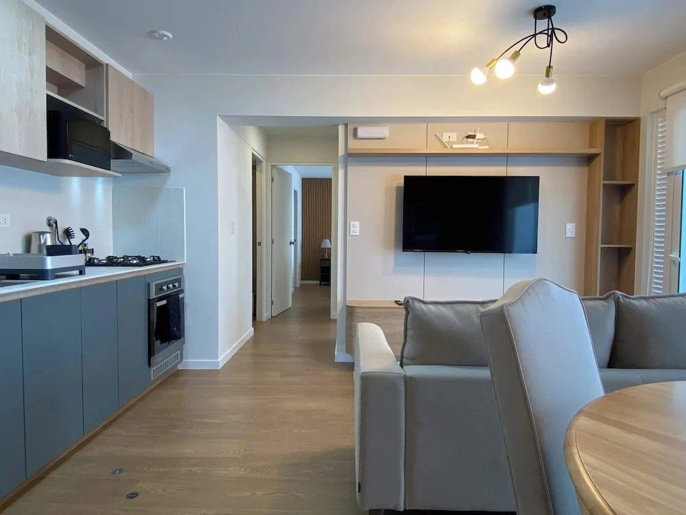 w Engaging 2BR w Cozy Balcony in Miraflores