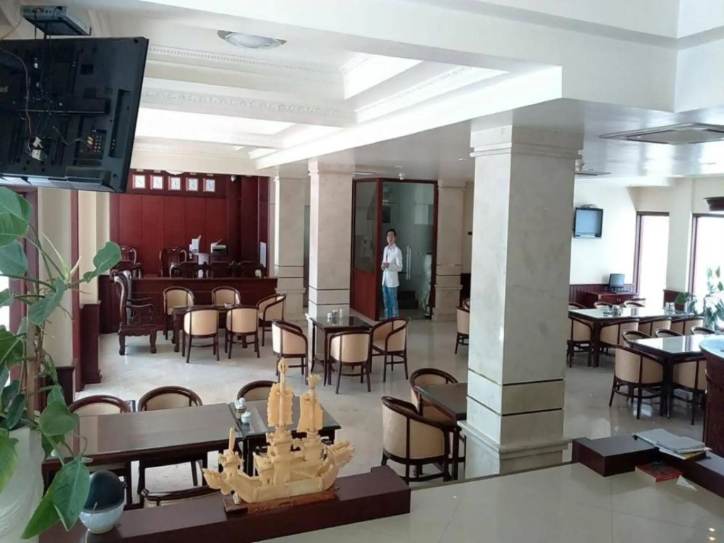 Hung Vuong II Hotel