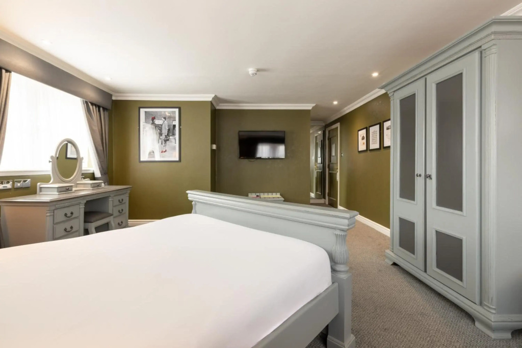 The Sir Thomas Hotel