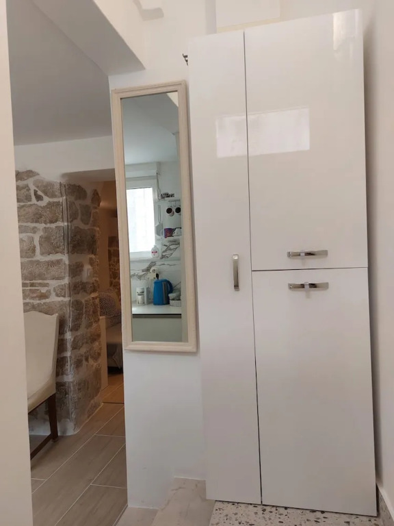 Homey 1-BR Apt