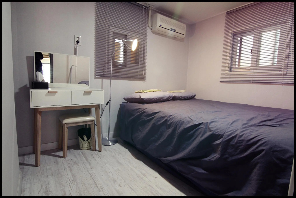 24 Guesthouse Sinchon