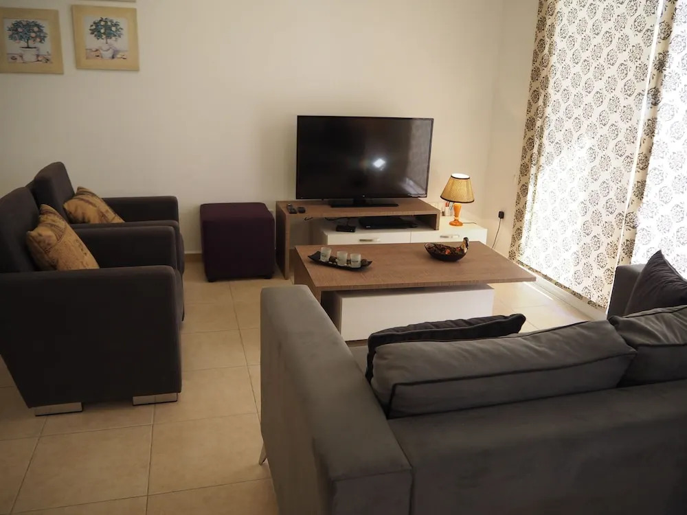 Sirena Sunrise Prestige Apartments