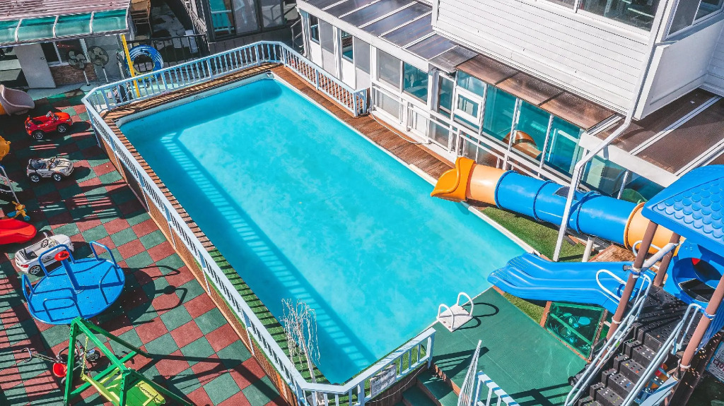 Gapyeong shinbi kids poolvilla