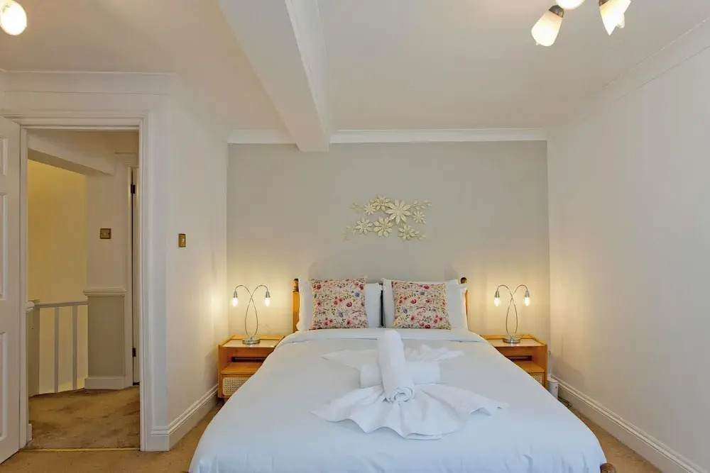 Imperial Horseferry Road Apartment