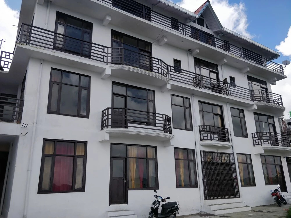 OYO 17380 Lord Krishna Himalayan Hotel