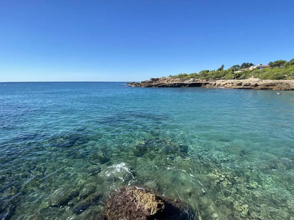 Villa Montserrat 4bedroom with sea and mountain views & air-conditioning & private swimming pool
