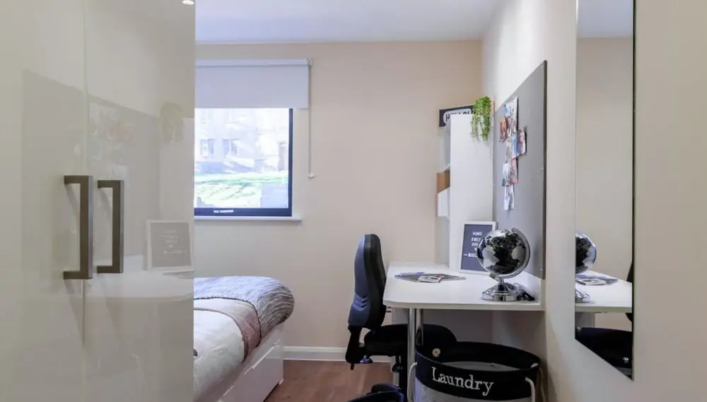 Ensuite Rooms for STUDENTS Only-BANGOR
