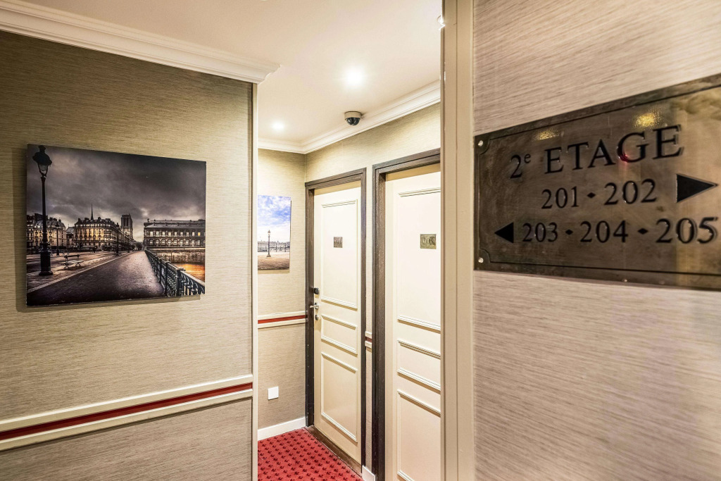 Hotel Saint Honore 85
