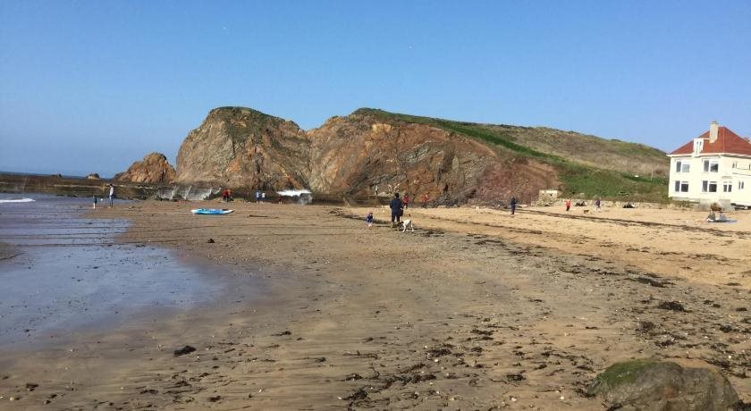 Sand Pebbles