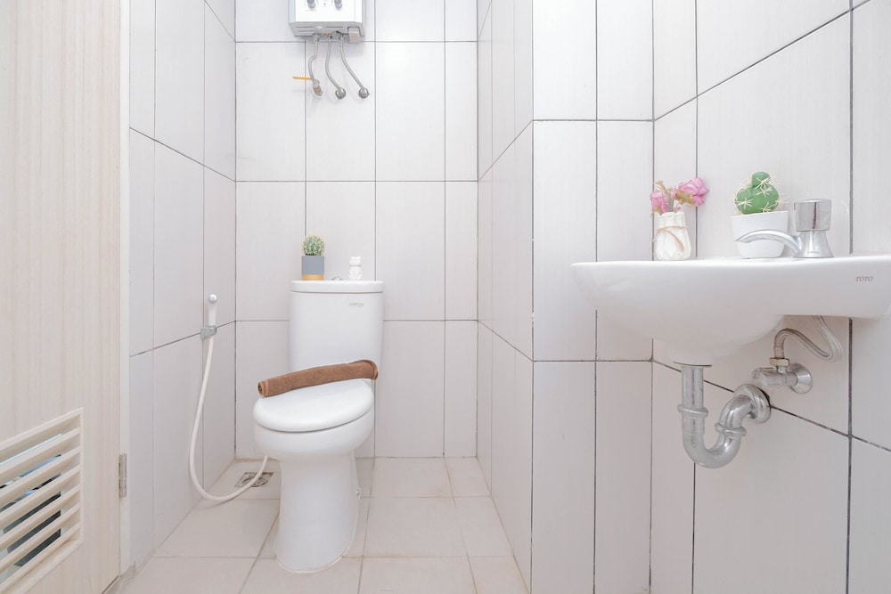 Studio Near Gunadarma University Bekasi At Grand Kamala Lagoon Apartment